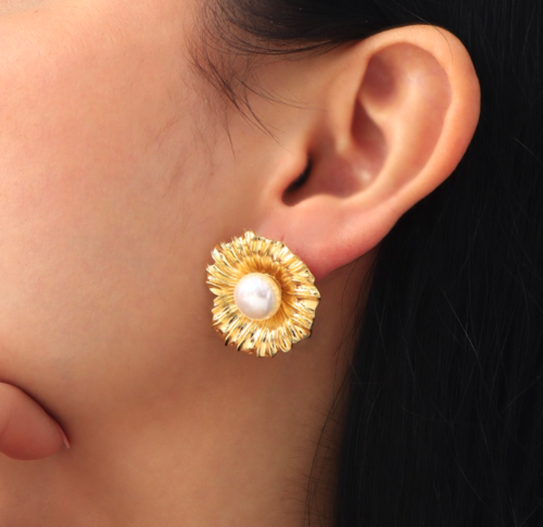 ainka arete 074G
